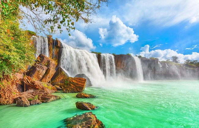 Vé máy bay đi Buôn Ma Thuột