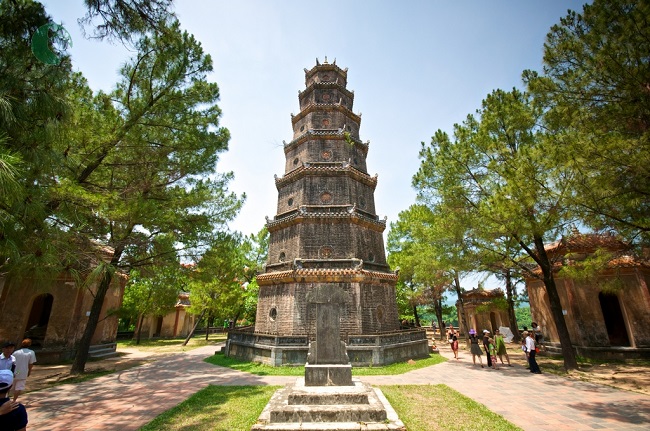 Vé máy bay đi Huế